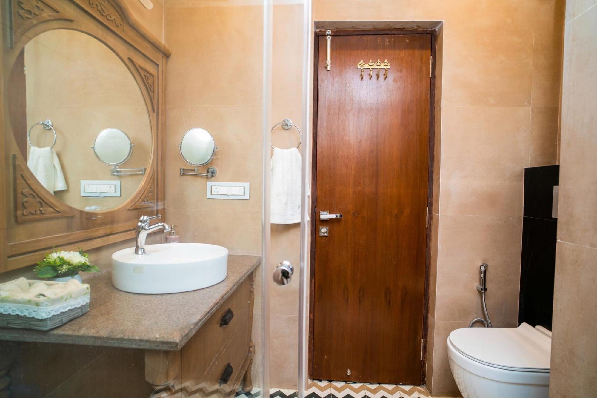 Luxury Aloha Apartments, Rishīkesh Екстериор снимка