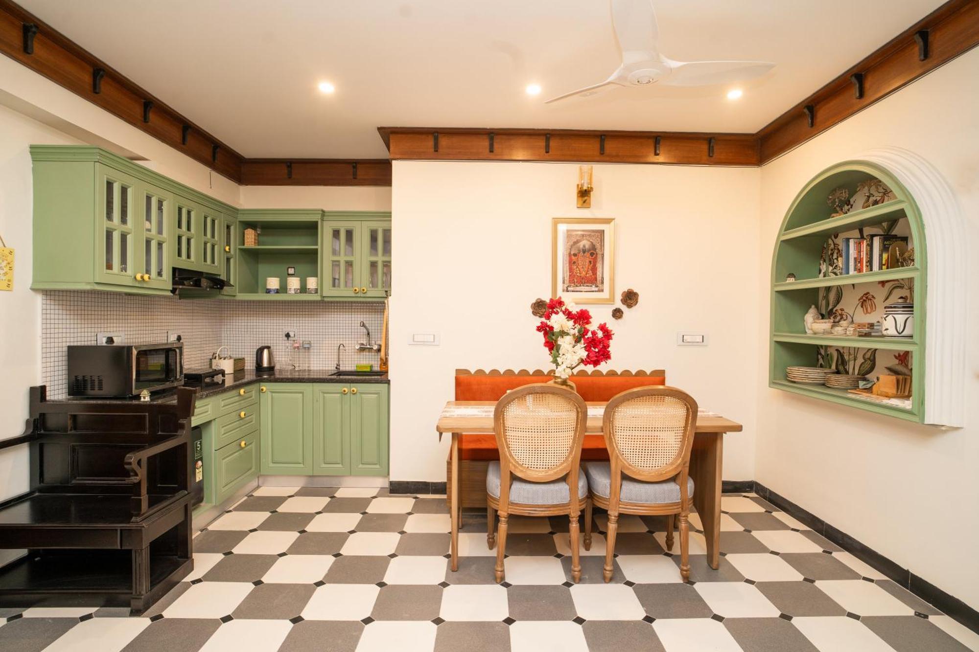 Luxury Aloha Apartments, Rishīkesh Екстериор снимка