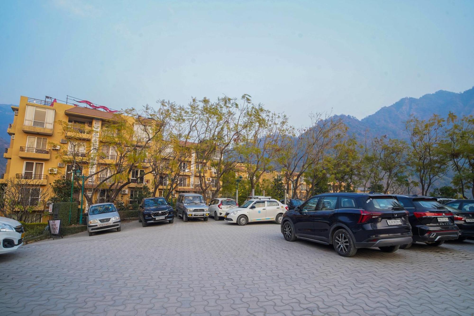 Luxury Aloha Apartments, Rishīkesh Екстериор снимка