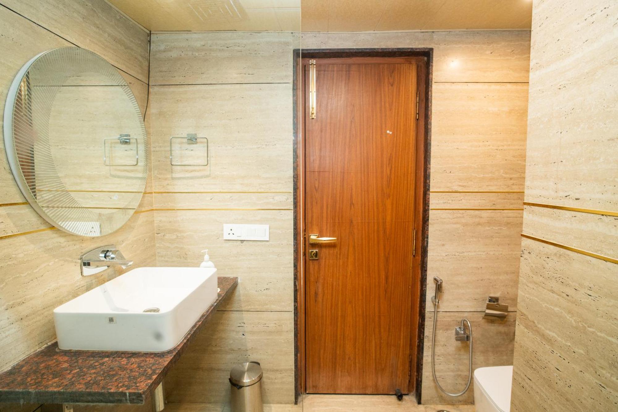 Luxury Aloha Apartments, Rishīkesh Екстериор снимка